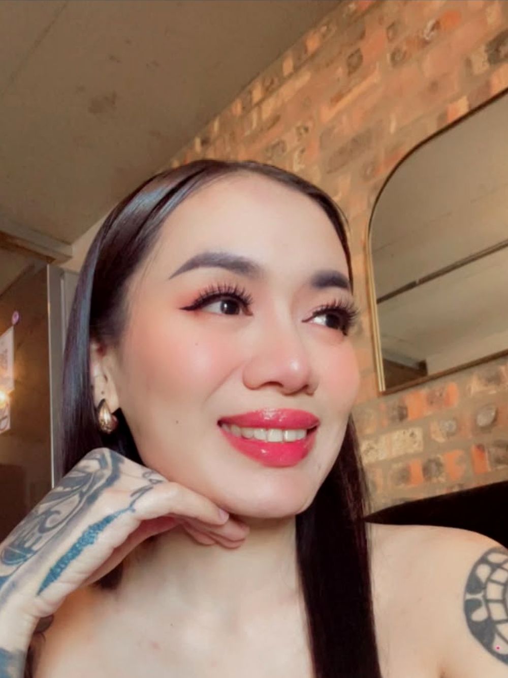Aya, tattoo artist, Table View, Cape Town